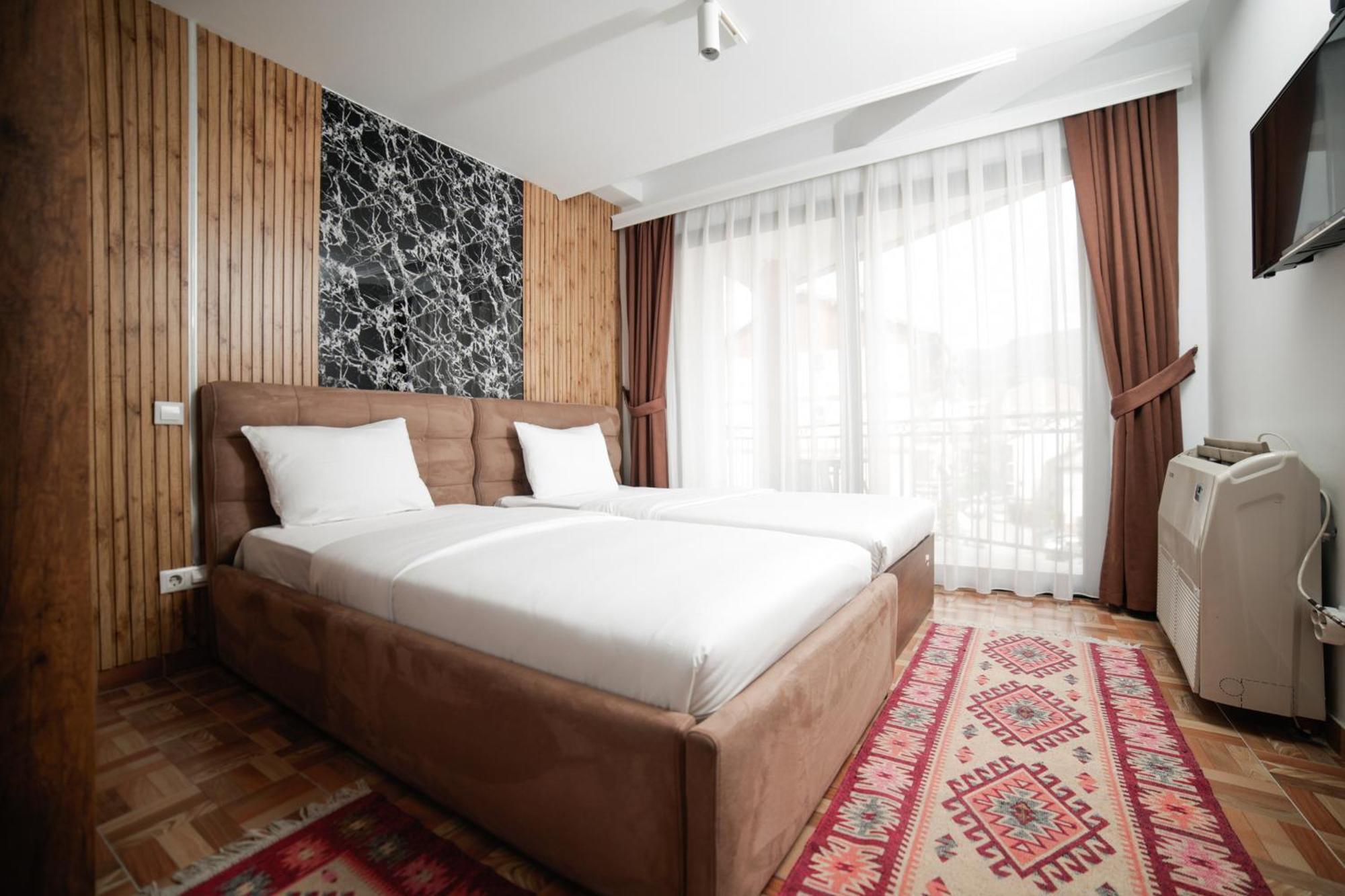 Hotel Denis Prizren Exterior foto